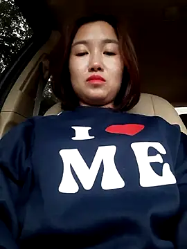 Snapshot of Zun_121 chatting on 11/01/25, 08:49 Zun 121 online show from 11/01/25, 08:49