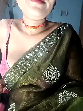 Snapshot of Neelam-baby1 chatting on 04/11/26, 05:06 Neelam-baby1 online show from 04/11/26, 05:06
