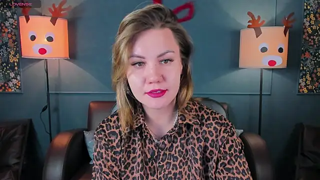 AriaEven online show from 12/23/25, 10:02