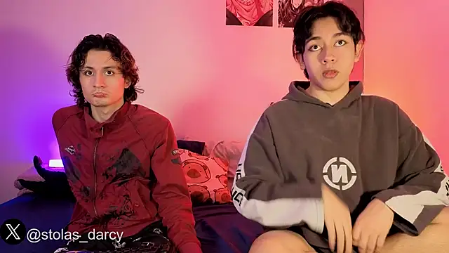 Snapshot of Darcy_and_Stolas chatting on 04/27/26, 04:43 Darcy and Stolas online show from 04/27/26, 04:43