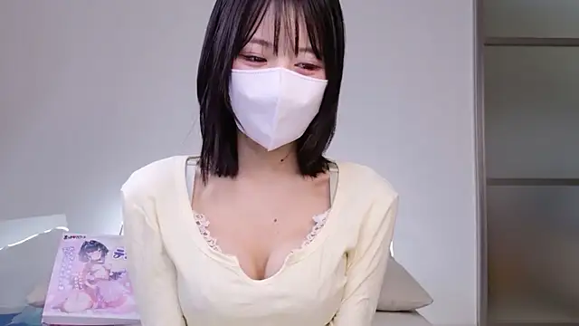 Snapshot of hana-08787- chatting on 05/21/26, 02:13 hana-08787- online show from 05/21/26, 02:13