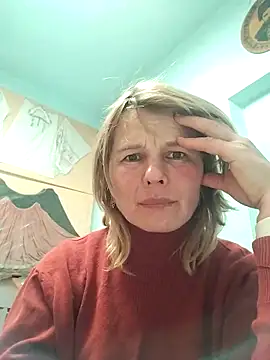 Snapshot of Masha412111 chatting on 12/14/25, 03:50 Masha412111 online show from 12/14/25, 03:50