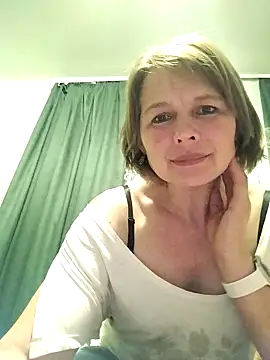 Snapshot of Masha412111 chatting on 03/14/26, 09:20 Masha412111 online show from 03/14/26, 09:20