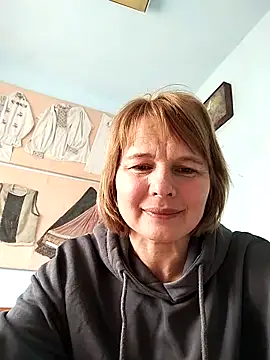 Snapshot of Masha412111 chatting on 03/18/26, 09:56 Masha412111 online show from 03/18/26, 09:56