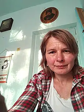 Snapshot of Masha412111 chatting on 05/25/26, 05:19 Masha412111 online show from 05/25/26, 05:19