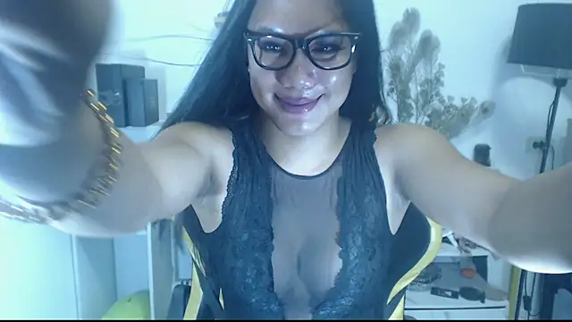 Snapshot of hugecockyurikaa chatting on 10/09/25, 02:09 hugecockyurikaa online show from 10/09/25, 02:09