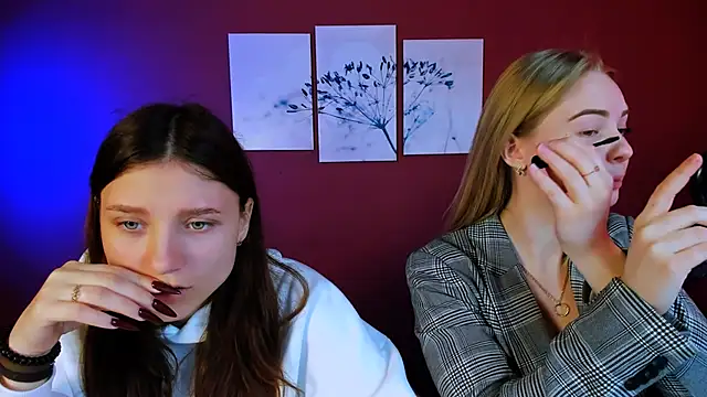 Snapshot of dakota_night_ chatting on 10/22/25, 09:09 dakota night online show from 10/22/25, 09:09