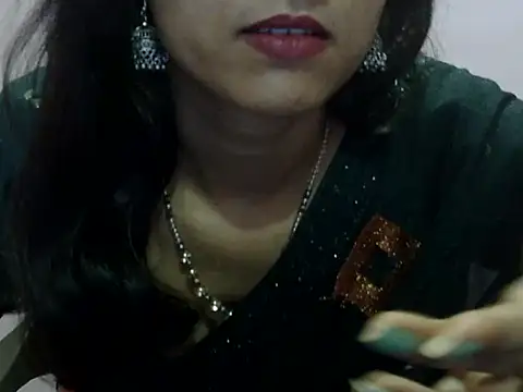 Snapshot of Laila_Cute chatting on 05/07/26, 03:39 Laila Cute online show from 05/07/26, 03:39