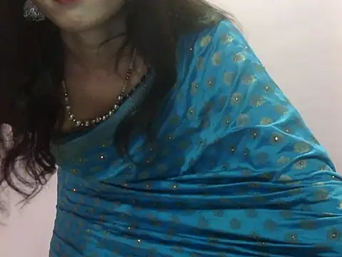 Snapshot of Laila_Cute chatting on 07/05/26, 04:19 Laila Cute online show from 07/05/26, 04:19