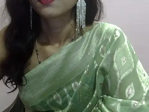 Snapshot of Laila_Cute chatting on 07/08/26, 03:11 Laila Cute online show from 07/08/26, 03:11