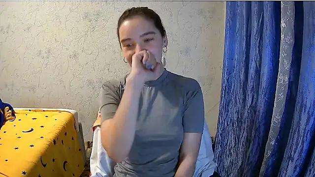 Snapshot of Ali_Kisa chatting on 10/10/25, 02:27 Ali Kisa online show from 10/10/25, 02:27