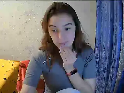 Snapshot of Ali_Kisa chatting on 10/26/25, 04:35 Ali Kisa online show from 10/26/25, 04:35