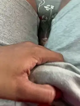 Snapshot of CoupleSatified chatting on 10/11/25, 05:28 CoupleSatified online show from 10/11/25, 05:28