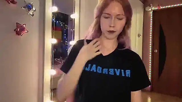 Snapshot of Jerrieberry chatting on 01/09/26, 02:53 Jerrieberry online show from 01/09/26, 02:53