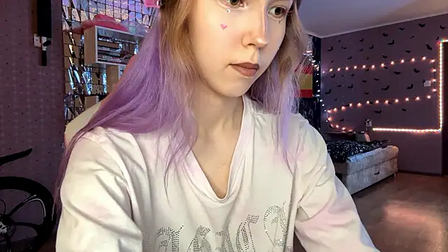 Snapshot of Jerrieberry chatting on 02/22/26, 01:09 Jerrieberry online show from 02/22/26, 01:09