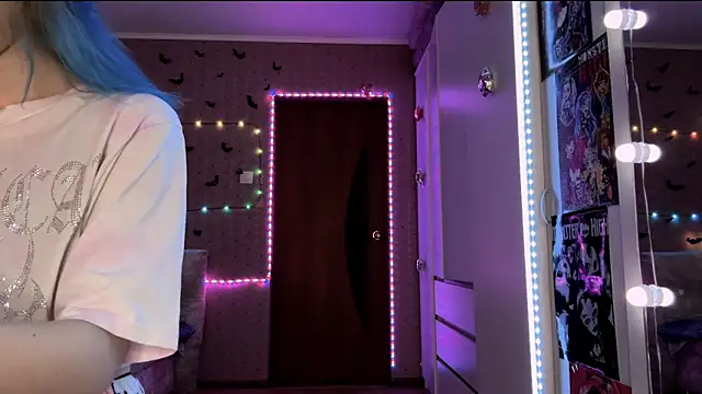 Snapshot of Jerrieberry chatting on 03/27/26, 01:55 Jerrieberry online show from 03/27/26, 01:55