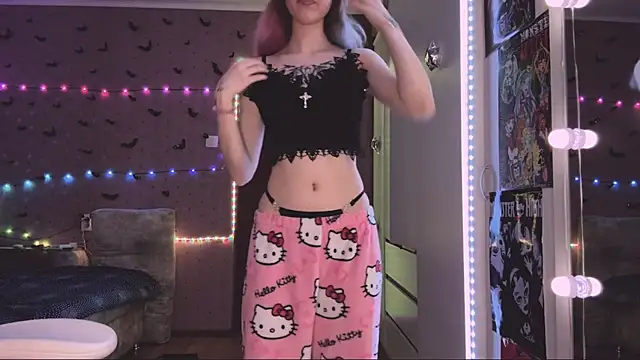 Snapshot of Jerrieberry chatting on 04/05/26, 01:19 Jerrieberry online show from 04/05/26, 01:19