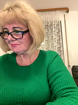 Snapshot of BoloshkaBlonda chatting on 12/15/25, 07:07 BoloshkaBlonda online show from 12/15/25, 07:07