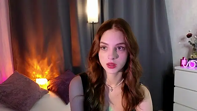 Snapshot of midnightMaya chatting on 11/04/25, 07:13 midnightMaya online show from 11/04/25, 07:13