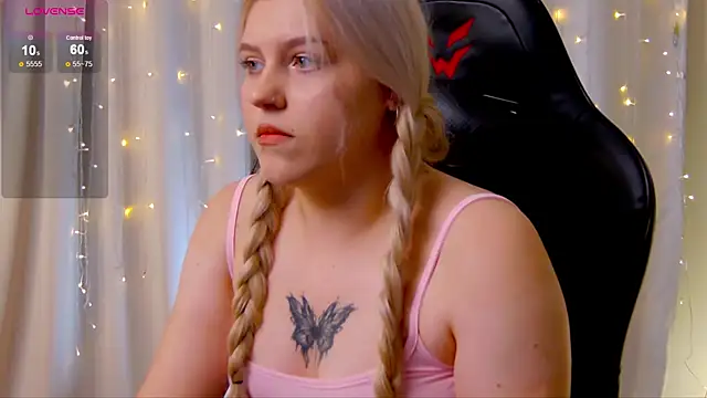 Snapshot of Malisha_kiss chatting on 10/09/25, 09:07 Malisha kiss online show from 10/09/25, 09:07