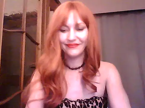 Snapshot of ShyGirlV chatting on 11/24/25, 02:11 ShyGirlV online show from 11/24/25, 02:11