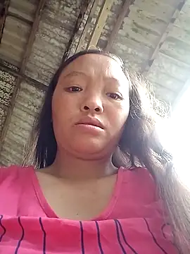 Snapshot of Minkine022 chatting on 10/04/25, 12:41 Minkine022 online show from 10/04/25, 12:41