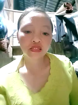 Snapshot of Minkine022 chatting on 10/09/25, 12:03 Minkine022 online show from 10/09/25, 12:03