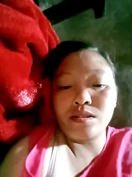 Snapshot of Minkine022 chatting on 10/12/25, 01:15 Minkine022 online show from 10/12/25, 01:15