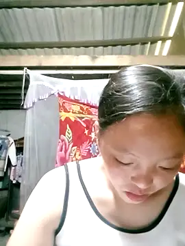 Snapshot of Minkine022 chatting on 10/13/25, 06:24 Minkine022 online show from 10/13/25, 06:24