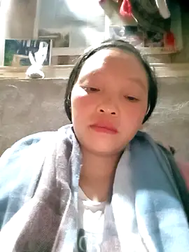 Snapshot of Minkine022 chatting on 11/03/25, 09:16 Minkine022 online show from 11/03/25, 09:16