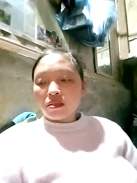 Snapshot of Minkine022 chatting on 11/09/25, 04:22 Minkine022 online show from 11/09/25, 04:22