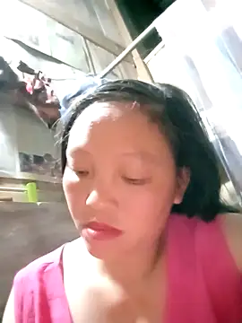 Snapshot of Minkine022 chatting on 11/10/25, 11:20 Minkine022 online show from 11/10/25, 11:20