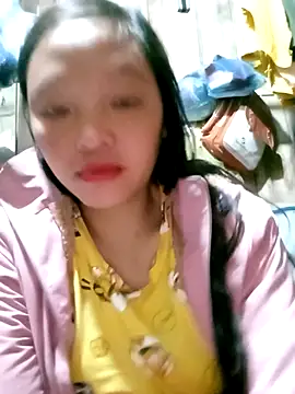 Snapshot of Minkine022 chatting on 11/13/25, 05:45 Minkine022 online show from 11/13/25, 05:45