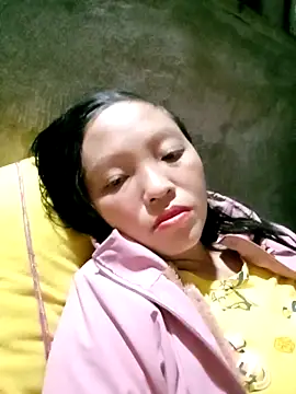 Snapshot of Minkine022 chatting on 11/14/25, 06:56 Minkine022 online show from 11/14/25, 06:56