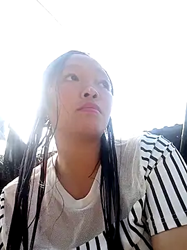 Snapshot of Minkine022 chatting on 11/24/25, 03:28 Minkine022 online show from 11/24/25, 03:28