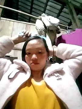 Snapshot of Minkine022 chatting on 11/24/25, 06:51 Minkine022 online show from 11/24/25, 06:51