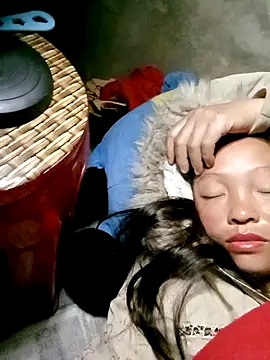 Snapshot of Minkine022 chatting on 12/01/25, 09:09 Minkine022 online show from 12/01/25, 09:09