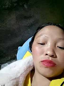 Snapshot of Minkine022 chatting on 12/14/25, 07:58 Minkine022 online show from 12/14/25, 07:58