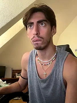 Snapshot of BABYJR05 chatting on 10/01/25, 02:12 BABYJR05 online show from 10/01/25, 02:12