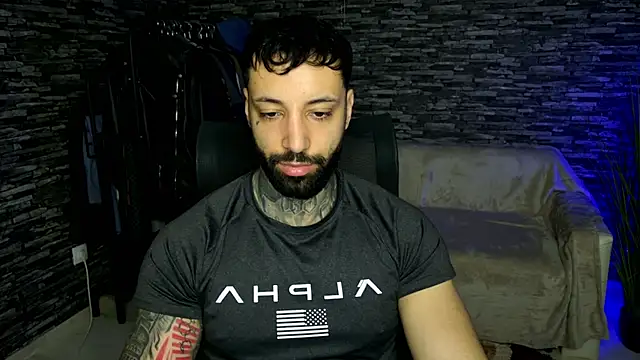 Snapshot of MasculineGuy99 chatting on 04/03/26, 09:13 MasculineGuy99 online show from 04/03/26, 09:13