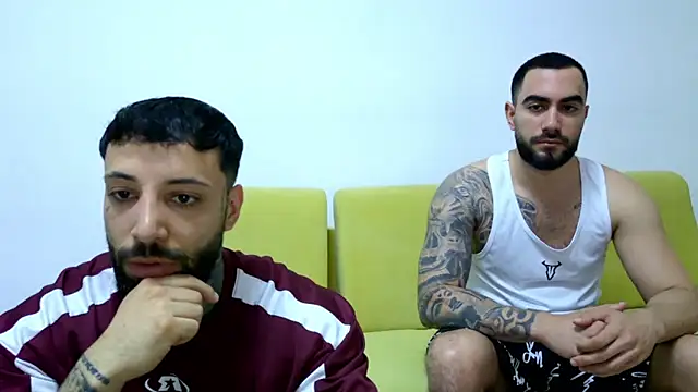 MasculineGuy99 online show from 05/13/26, 05:43