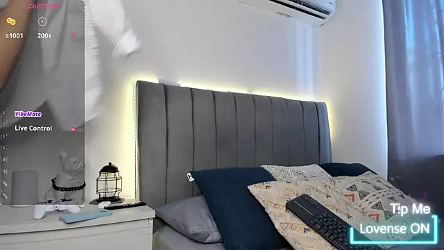 JARETHH online show from 10/27/25, 01:26