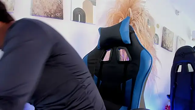 Snapshot of Thiago_Connor21 chatting on 03/26/26, 08:14 Thiago Connor21 online show from 03/26/26, 08:14