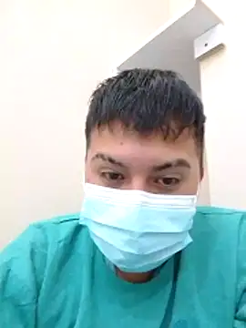 Snapshot of naldo95 chatting on 12/14/25, 02:44 naldo95 online show from 12/14/25, 02:44