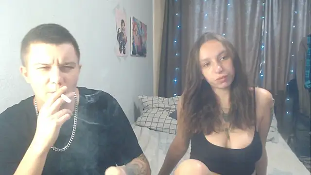 Snapshot of Mark_and_Wendy chatting on 07/18/26, 10:52 Mark and Wendy online show from 07/18/26, 10:52