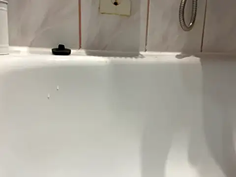 pleasedontpressaredburton online show from 10/23/25, 03:11