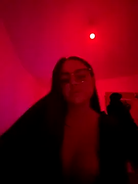 lolabeara online show from 10/03/25, 09:34