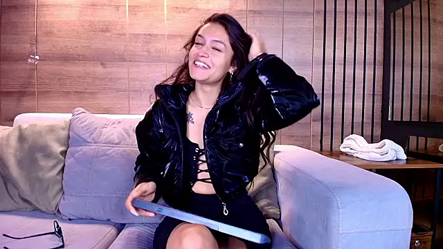 Matti sofia  online show from 02/19/26, 11:17