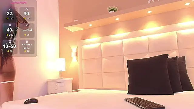 TracyDavis  online show from 10/09/25, 12:14