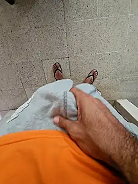 flakito1530 online show from 10/29/25, 06:20